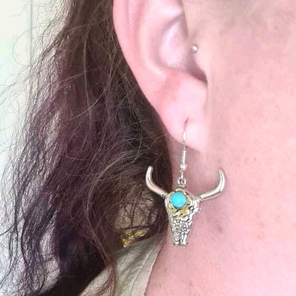 Boho longhorn western turquoise beaded earrings - Picture 6 of 11